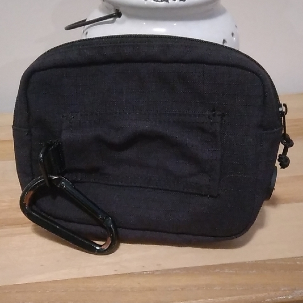Kong Dogs Accessory Pouch Bag - Picture 2 of 7
